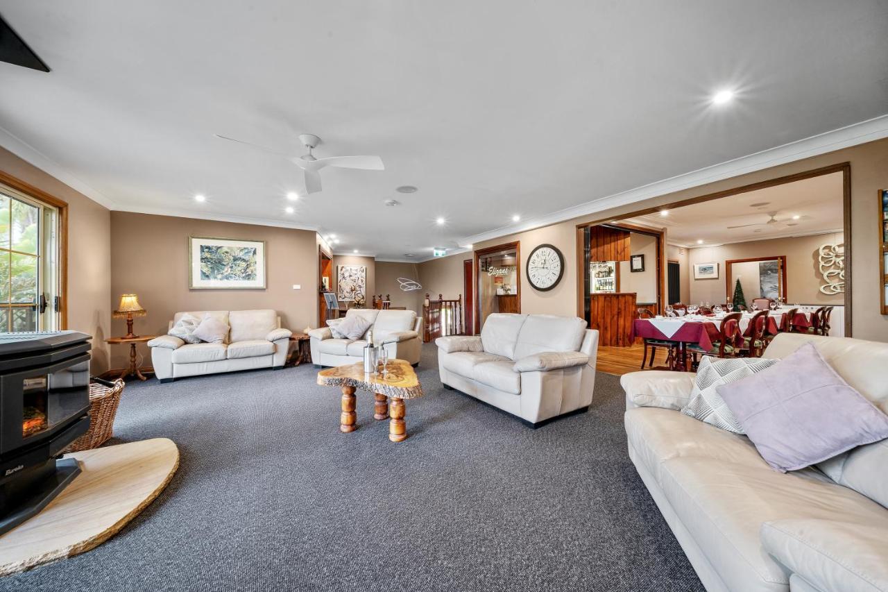 Oasis Inn Ulladulla - Welcoming Guests 18 Years And Older Екстериор снимка