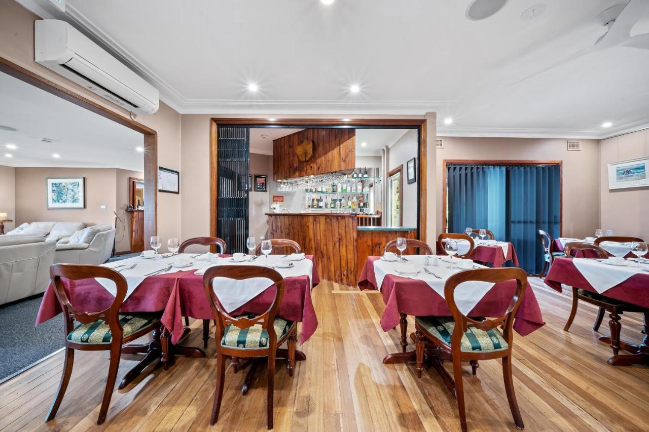 Oasis Inn Ulladulla - Welcoming Guests 18 Years And Older Екстериор снимка