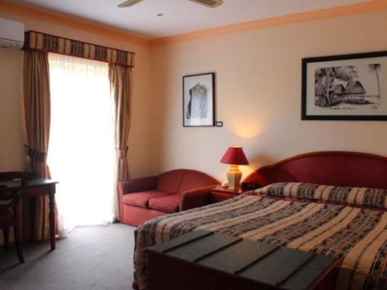Oasis Inn Ulladulla - Welcoming Guests 18 Years And Older Екстериор снимка
